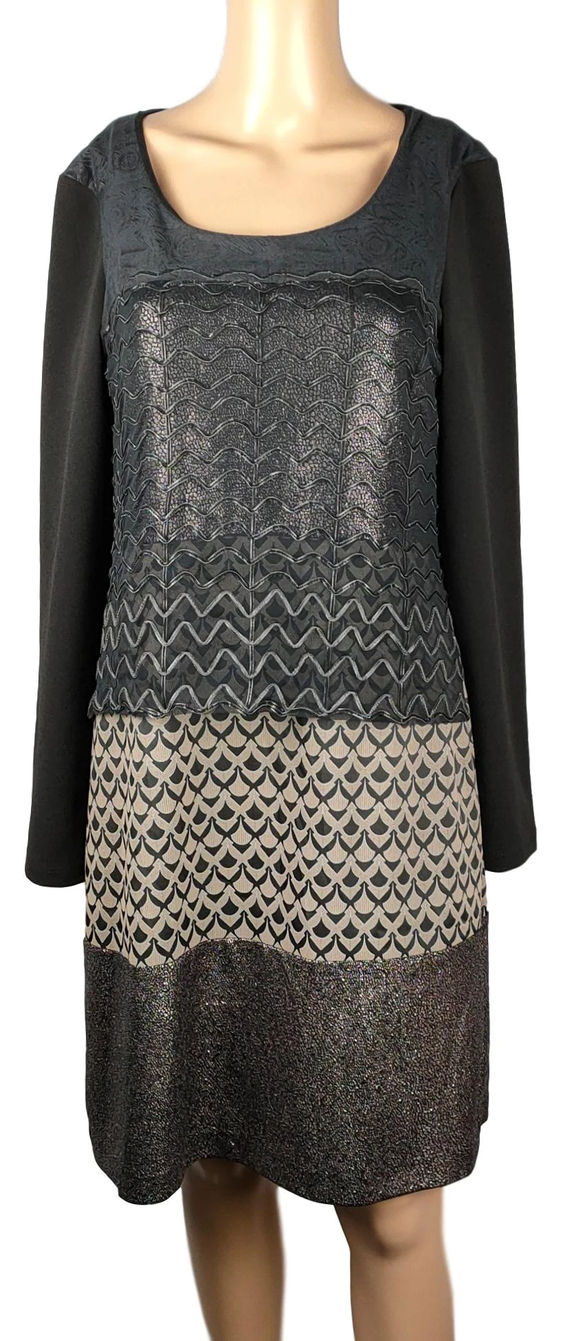 Robe Save The Queen - Taille 40 1 Robe Save The Queen - Taille 40